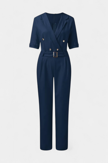 Vivienne Mono s nenucenou elegancí