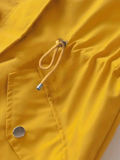 Pláštěnka Doemi Tailored pro nenucený styl