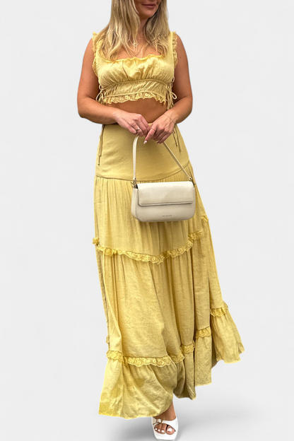 Souprava Ilys Romantic Lace Top a Objemné Dlouhé Sukně