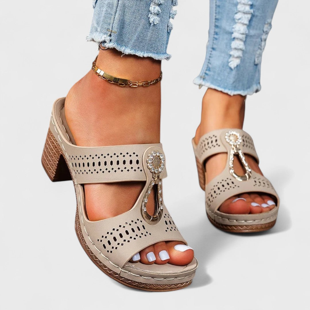 Vlasta - Elegantní a Pohodlné Ortopedické Sandály