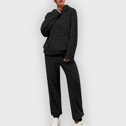 Helena | Ultra pohodlná pyžamová sada z měkké kožešiny