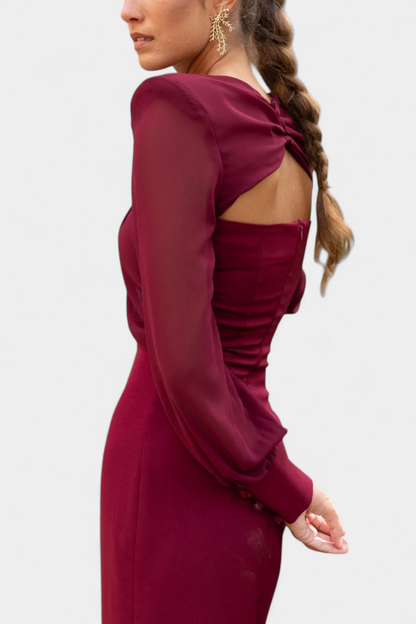 Julissa Vestido Midi Burdeos con Detalle Anudado y Espalda Abierta