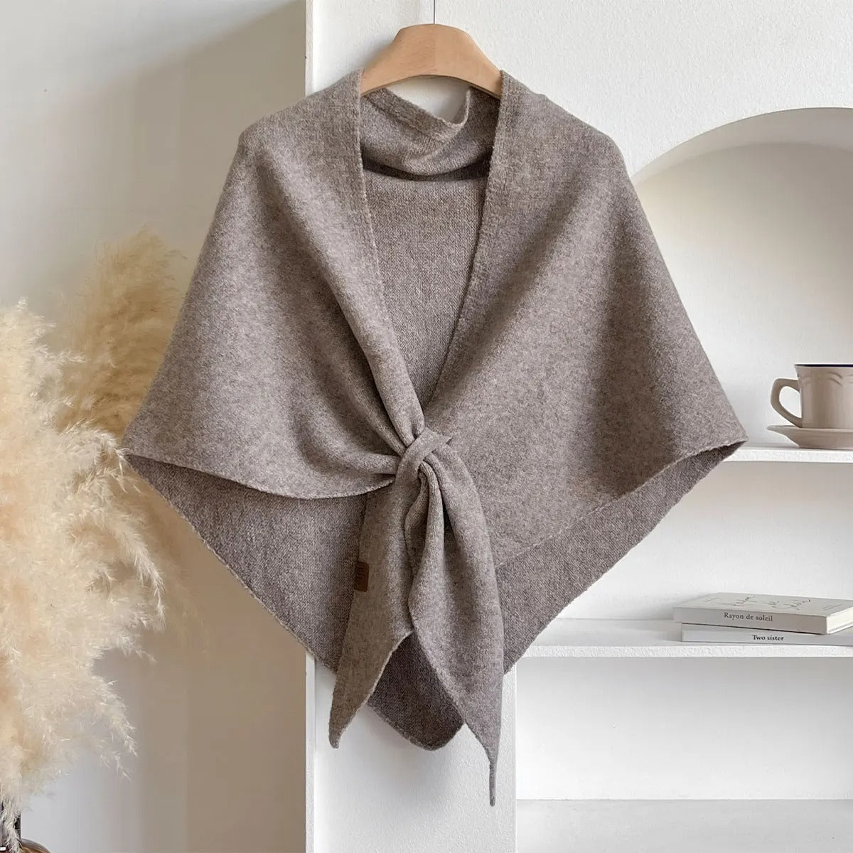 Aurora | Jemný a elegantní podzimní plášť